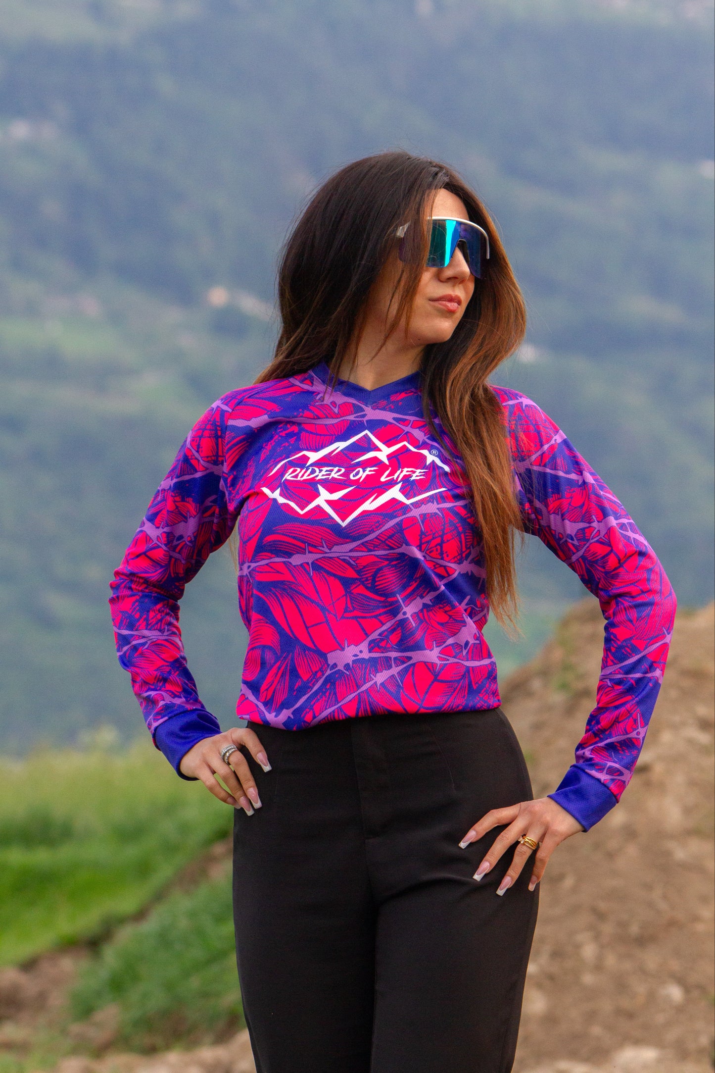 All-Riding Mountain Flowers T-shirt – 100% Made in the Alps for Women