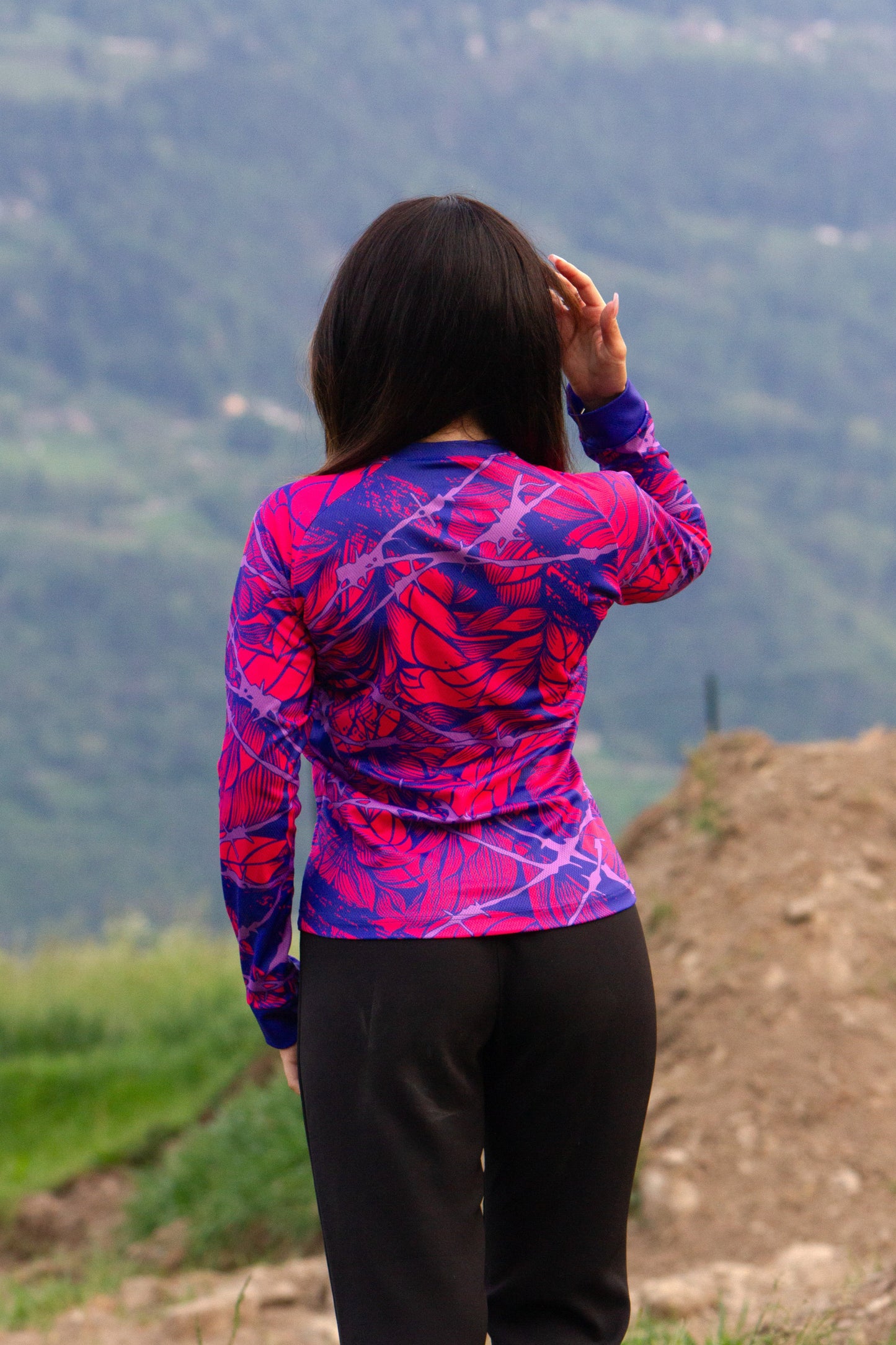 All-Riding Mountain Flowers T-shirt – 100% Made in the Alps for Women