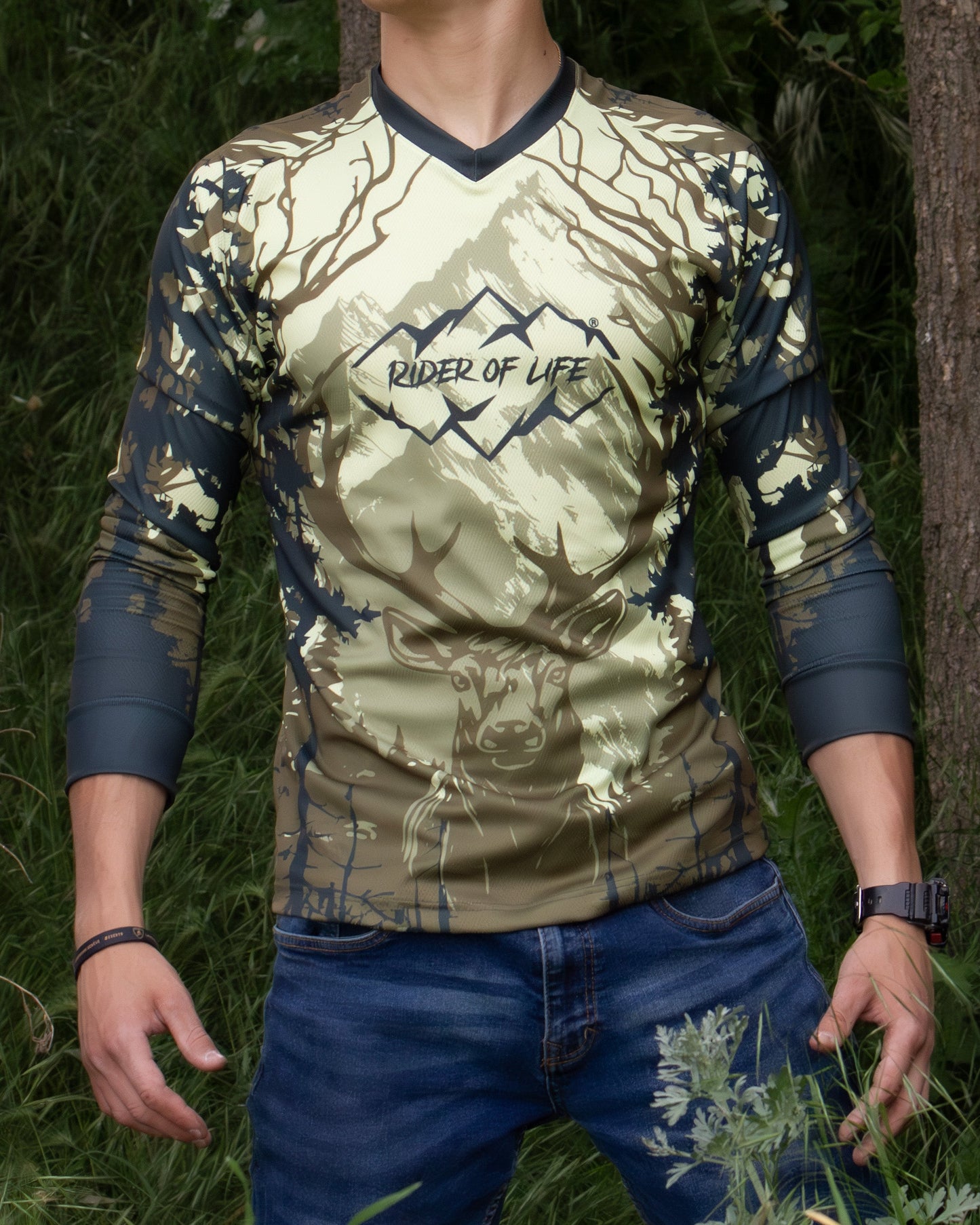 All-Riding Cerf en Forêt in the Forest T-shirt – 100% Made in the Alps